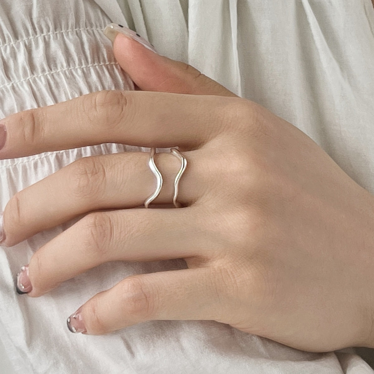 Wavy Double Band Ring