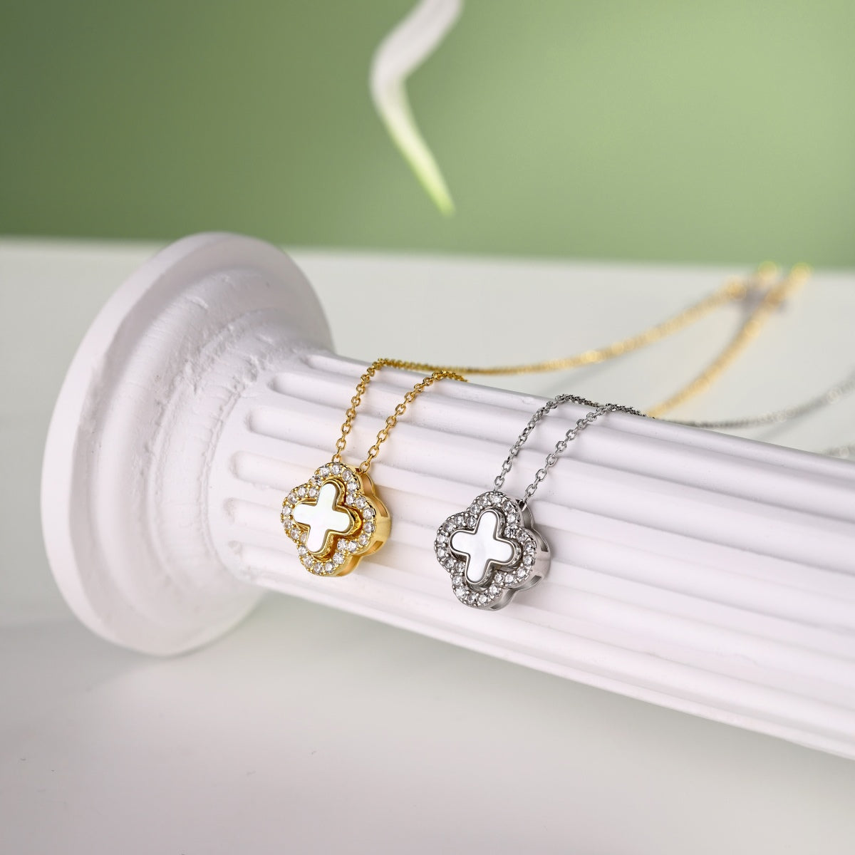 Chasing Dream Necklace