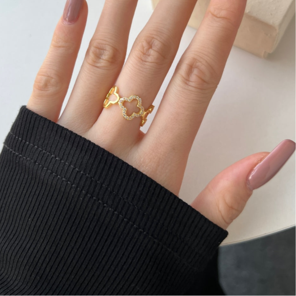 Golden Clover Ring